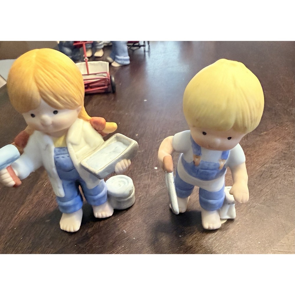 Enesco Country Cousins Katie The Painter Scooter Construction